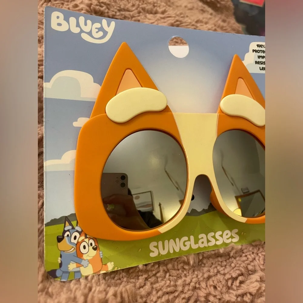 NWT Bluey’s Bingo Character Kid’s Sunglasses!